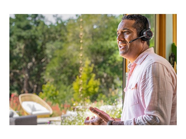 Poly Voyager 4310 - Headset - USB-A  außen außen