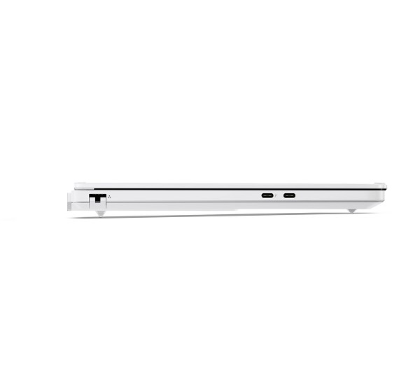Lenovo Legion 5 15IAX11 Intel Core Ultra 7 251HX L außen