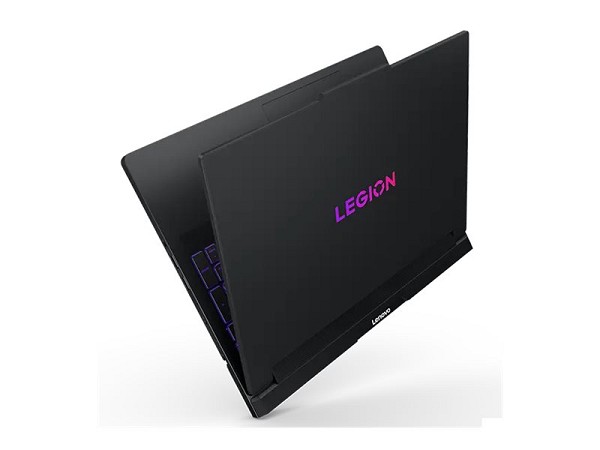 Lenovo Legion Pro 7 16IAX10H -  Core Ultra 7 255HX oben