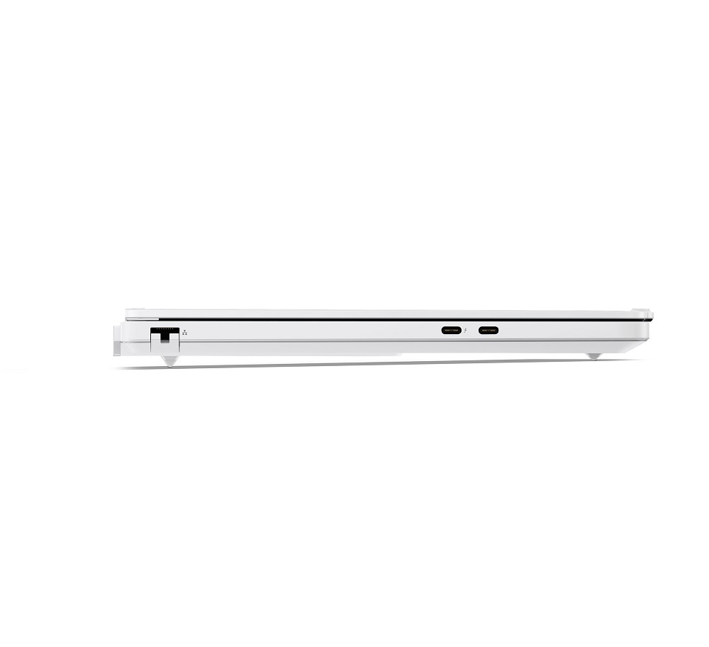 Lenovo Legion 5 15IAX11 Intel Core Ultra 7 251HX L außen